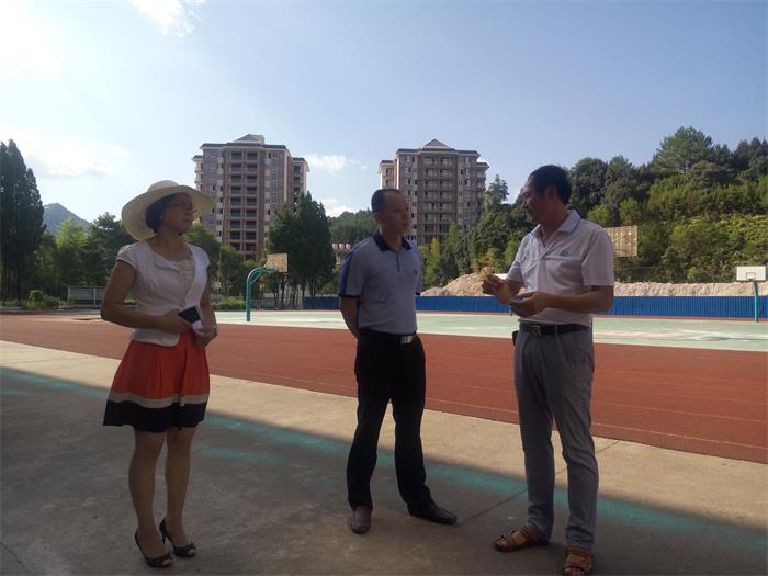 县领导到将乐四中、城关中心小学调研指导工作